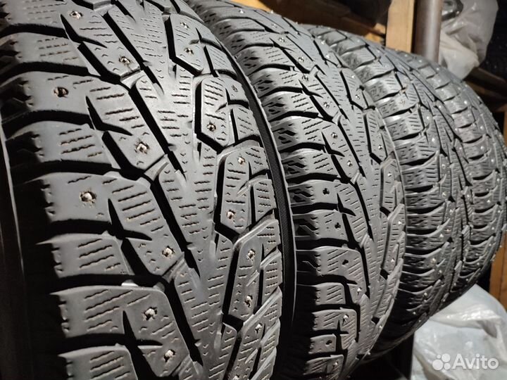 Yokohama Ice Guard Stud IG55 215/60 R16 99T