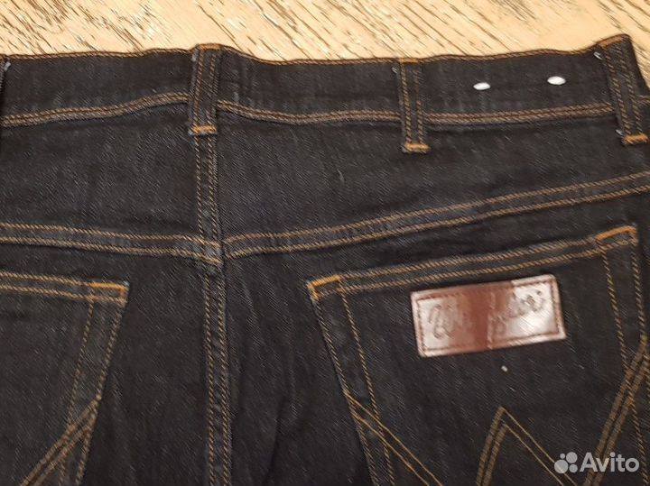 Джинсы Wrangler модель Texas Slim 36\30 167-172см