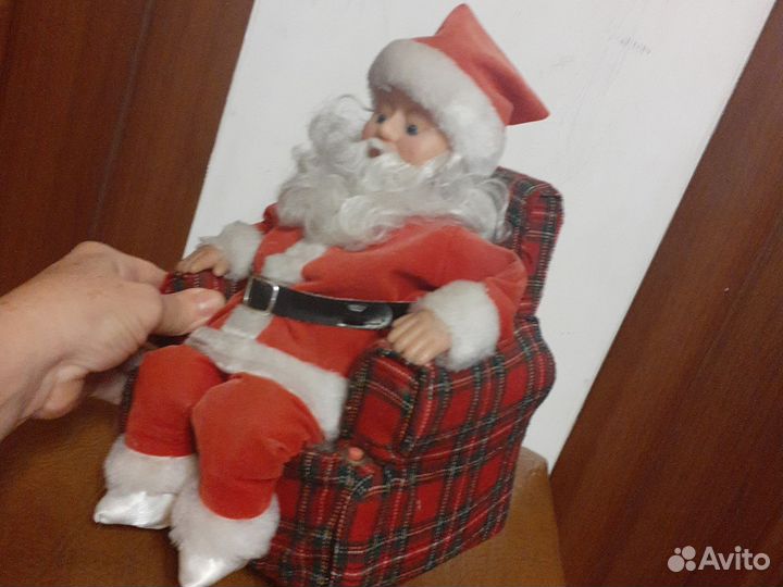 Дед мороз, поющий