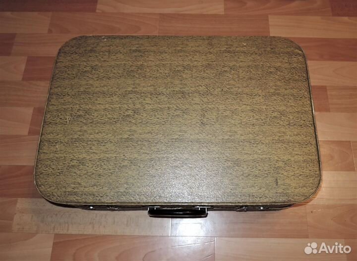 Чемодан винтажный каркасный, времен СССР