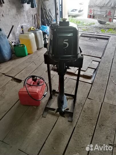 Лодочный мотор Тохатсу 5