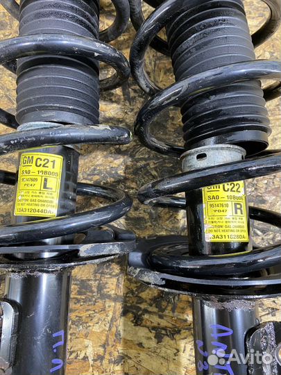 Стойки передние амортизаторы Опель Антара