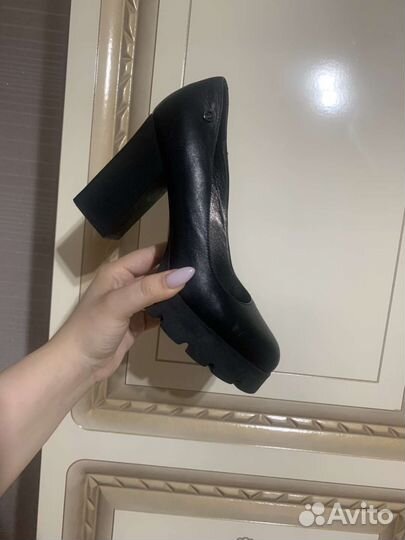 Туфли женские, босоножки