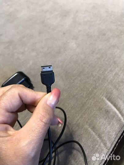 Зарядное устройство для телефона