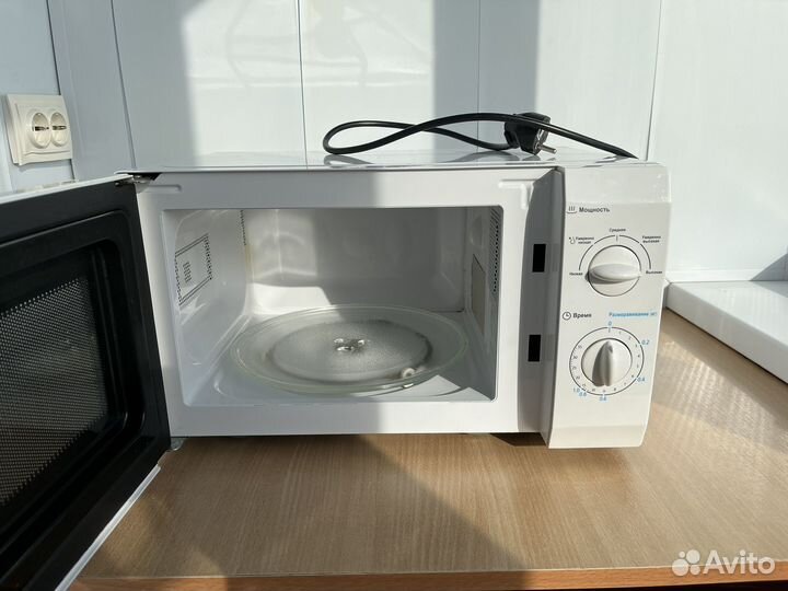 Микроволновая печь Midea