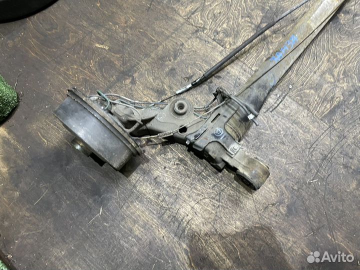 Задняя балка в сборе на Opel Corsa C в сборе