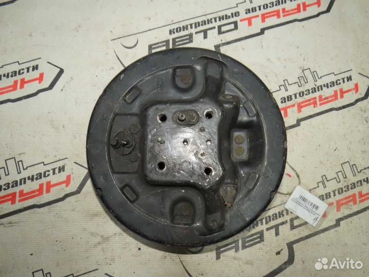 Ступица mazda demio mazda2 verisa DC5W DY DY3W DY5W задняя правая барабан В сборе ABS 2WD D4712615XA