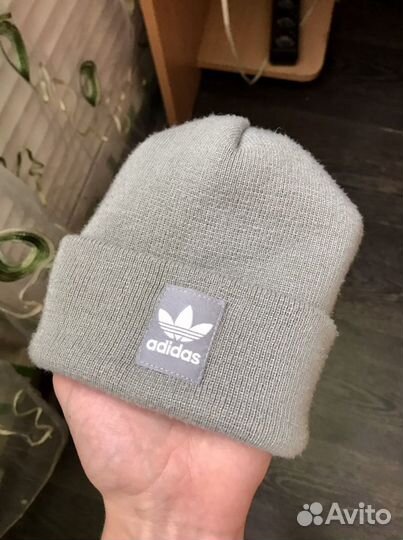 Мужская шапка adidas