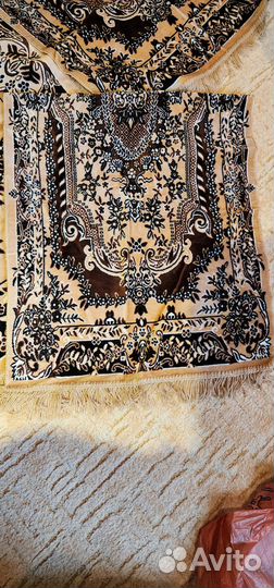 Покрывало-плед с накидками