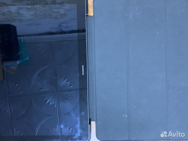 Планшет Huawei mediapad t3 10