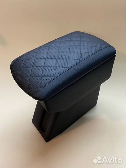 Подлокотник 2box Лада Нива 4х4