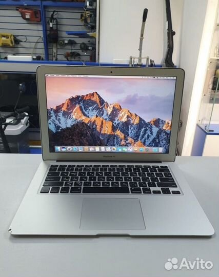 Macbook air 13 128gb 2011