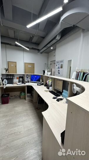 Стойка ресепшн бу