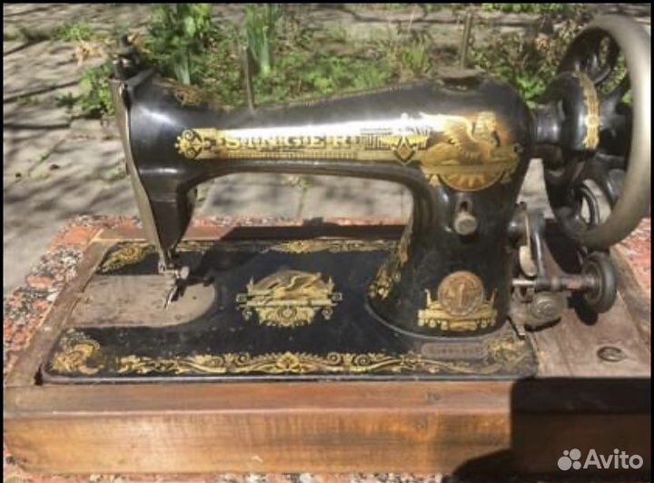Швейная машинка зингер