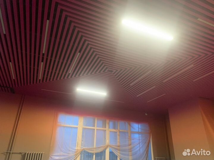 Потолок кубообразный реечный/Цвет 1015