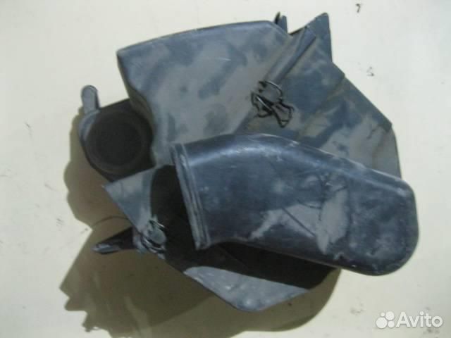 Корпус воздушного фильтра от Audi 100 (C4) 1991-1
