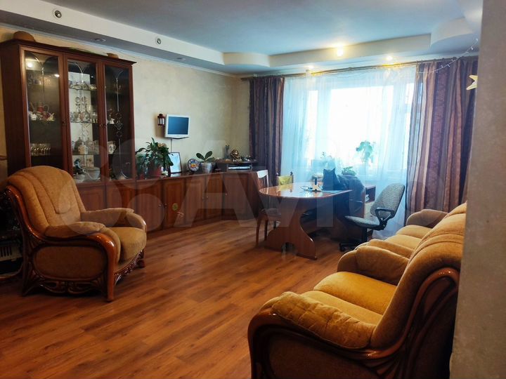 4-к. квартира, 80 м², 11/16 эт.