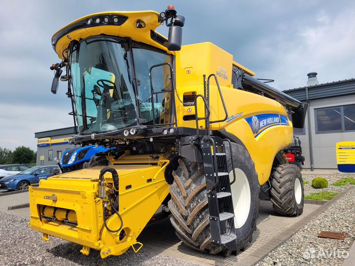 Комбайн New Holland CR 8.90, 2024