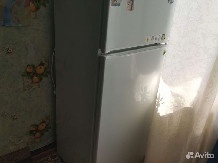 Холодильник на запчасти