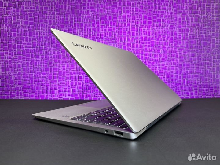 Ультрабук Lenovo IdeaPad 13.3 / Core i5 / 8 / 256