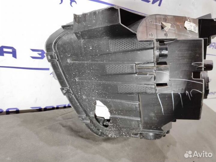 Фара правая Hyundai Creta 2021