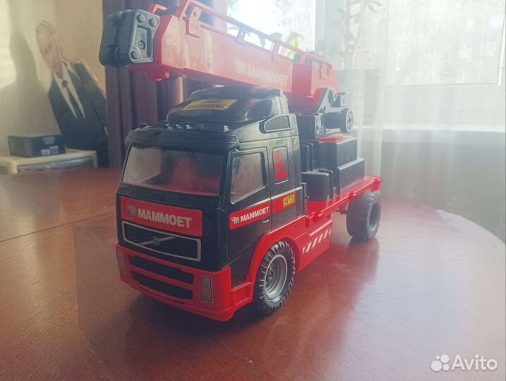 Детский автомобиль