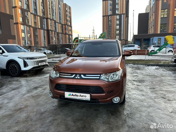 Mitsubishi Outlander 2.0 CVT, 2012, 161 968 км