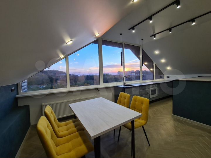 Гостиница, 300 м²