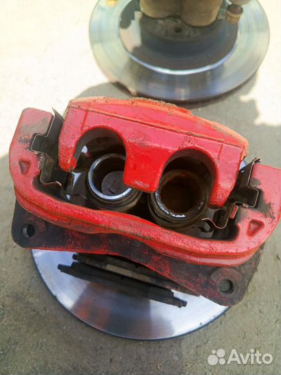 Суппорт субару