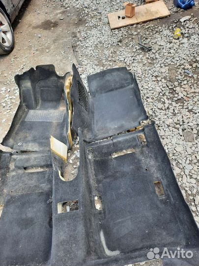 Покрытие напольное, ковролин Mercedes-Benz W204