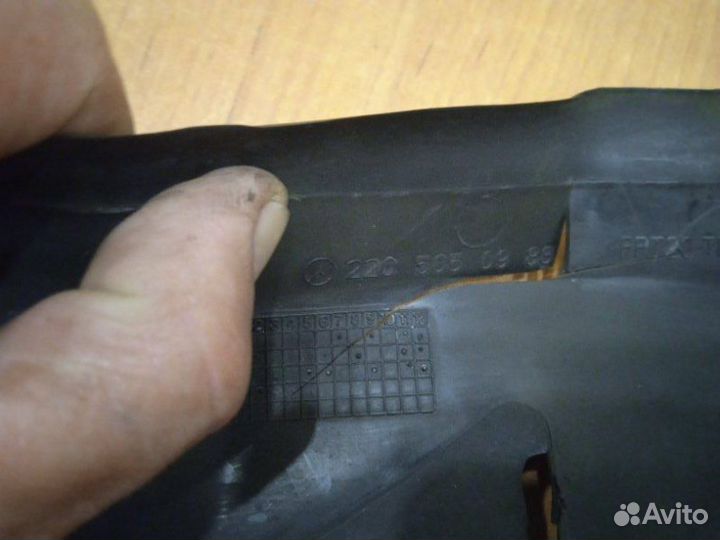 Дефлектор радиатора Mercedes S-Class W220 OM613960