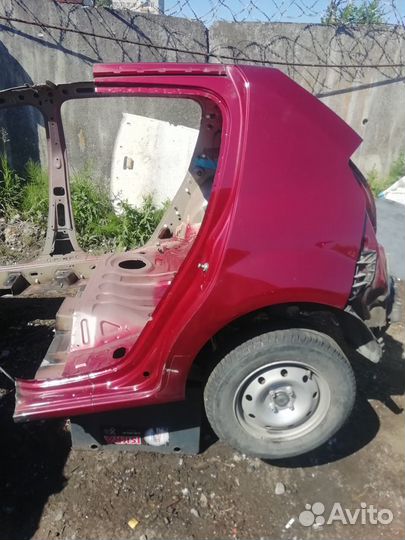 Задняя часть кузова Рено Логан, Сандеро