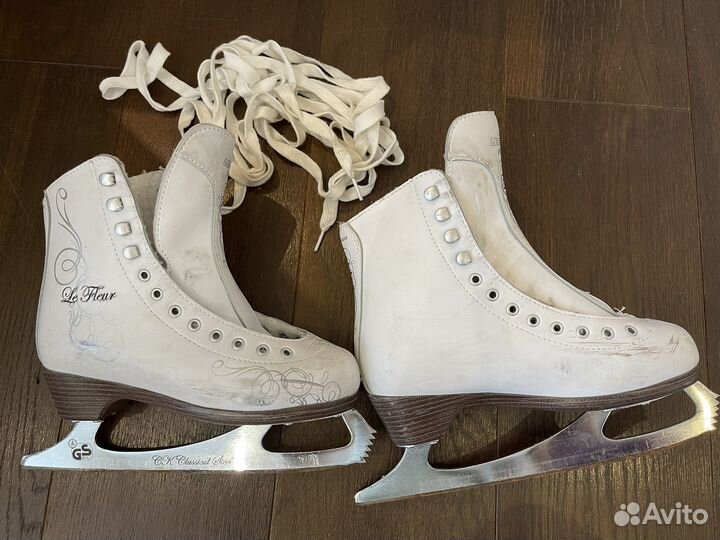 Коньки фигурные детские 36 размер