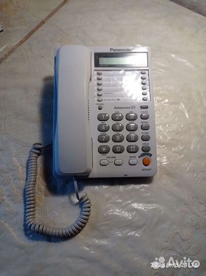 Офисный телефон