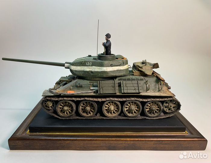 Модель танка т 34 в масштабе 1/35