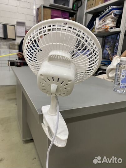 Вентилятор настольный scarlett