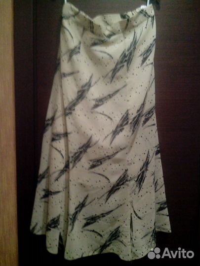 Костюм с юбкой