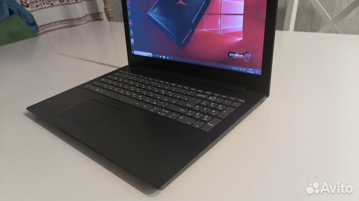 Lenovo IdeaPad 196