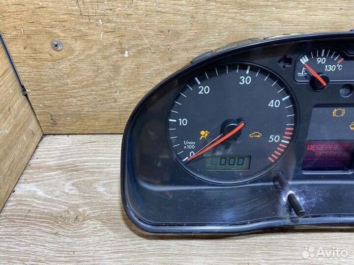 Панель приборов VW Passat B5 дизель 1121105