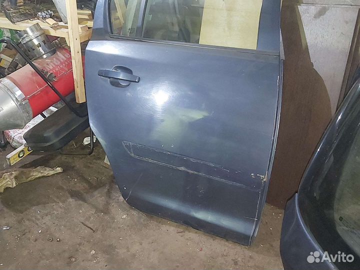 Дверь задняя правая Opel Corsa D