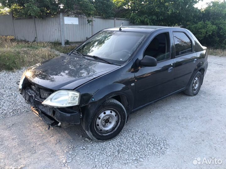 Renault Logan 1.6 МТ, 2006, битый, 100 000 км