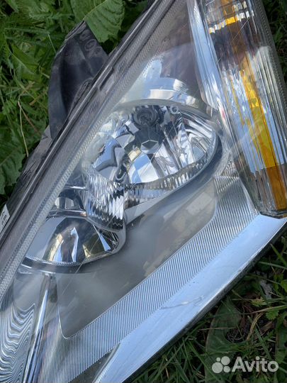 Фара Фокус 2 L-R дорестайлинг галоген разборка