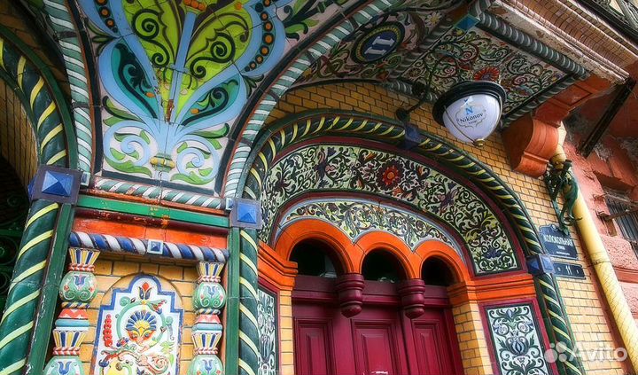 Прогулки по дворикам и парадным