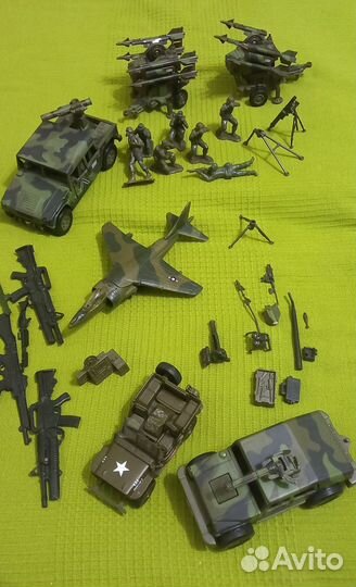 Солдатики и техника NEW RAY