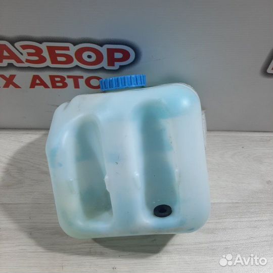 Бачок стеклоомывателя LADA Granta седан 2018