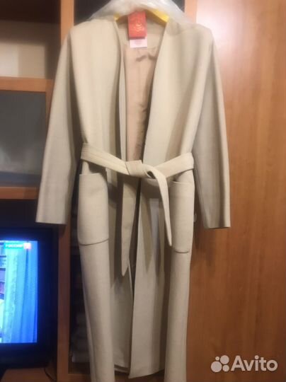 Пальто демисезонное