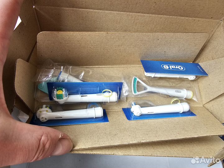 Зубная щетка Braun oral b 5000