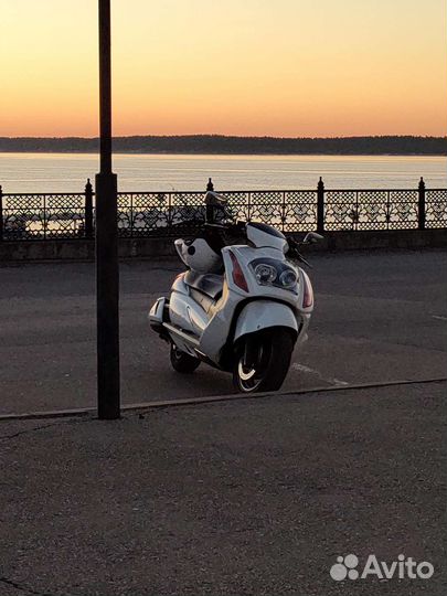 Максискутер Suzuki Gemma 250