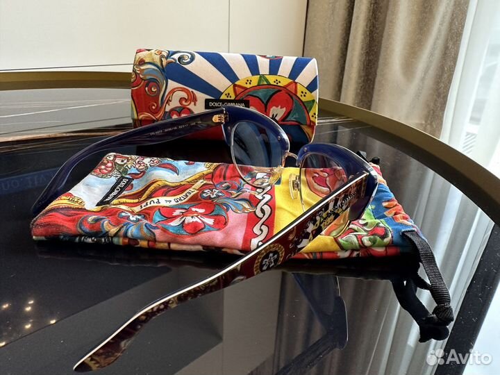 Солнцезащитные очки