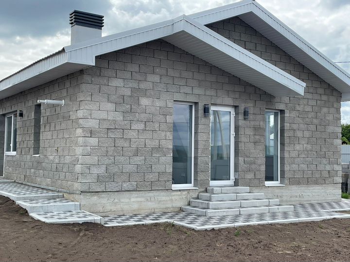 Дом 90 м² на участке 8,3 сот.